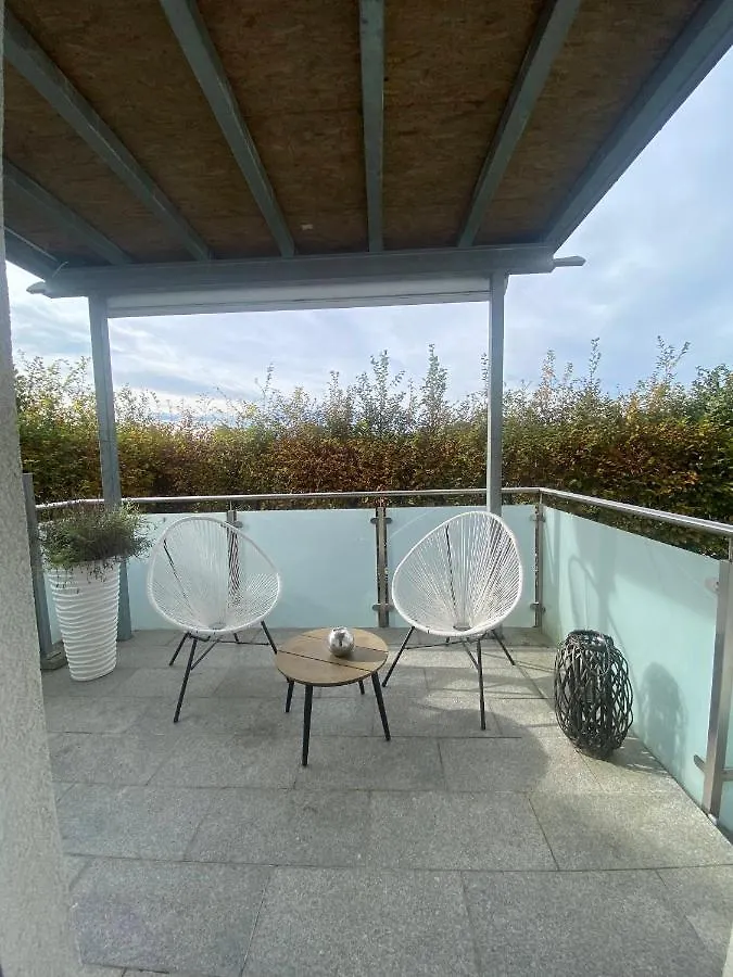 Apartment Grüne Stadtoase: Gartenwohnung mit Parkplatz Salzburg Austria